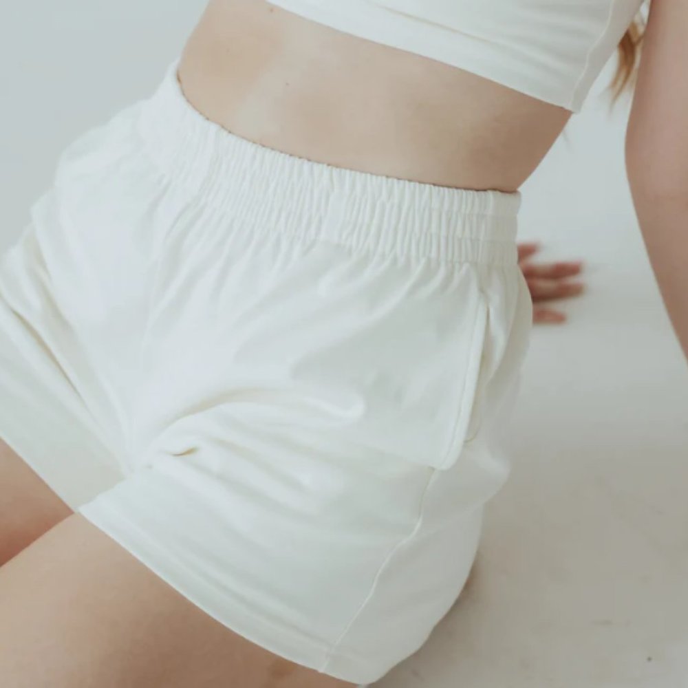 Klassy Network Lounge Shorts Cream XL